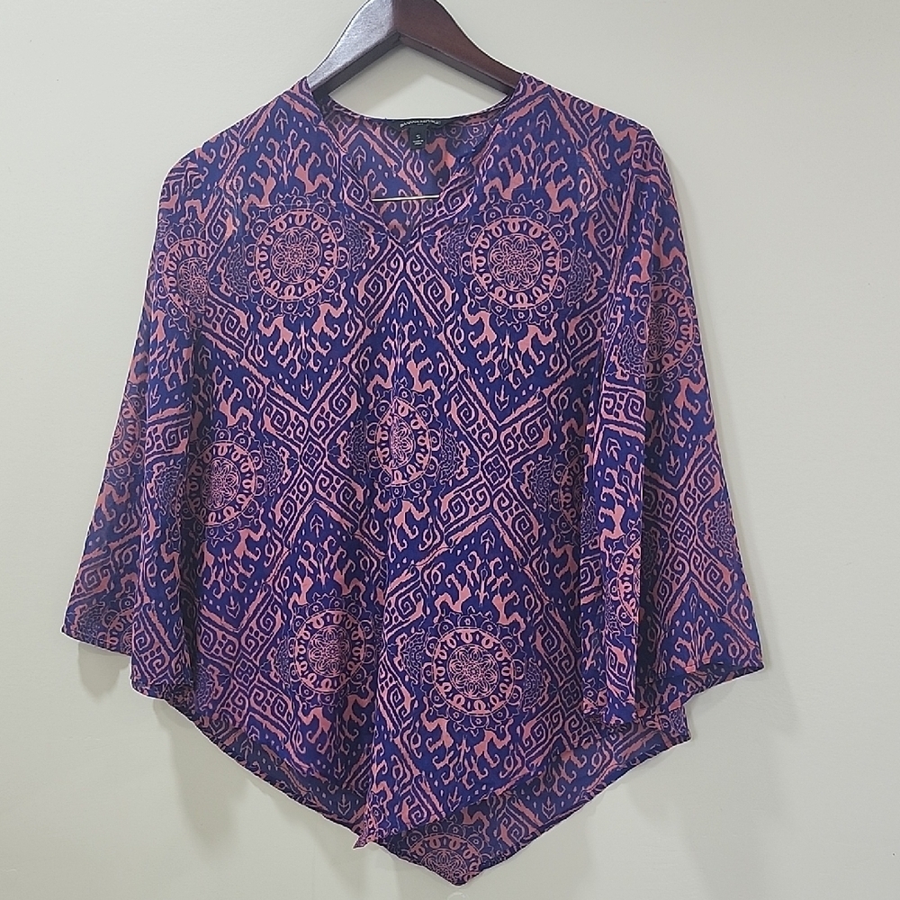 Banana Republic Purple and Pink Asymmetrical 3/4 Sleeve Blouse